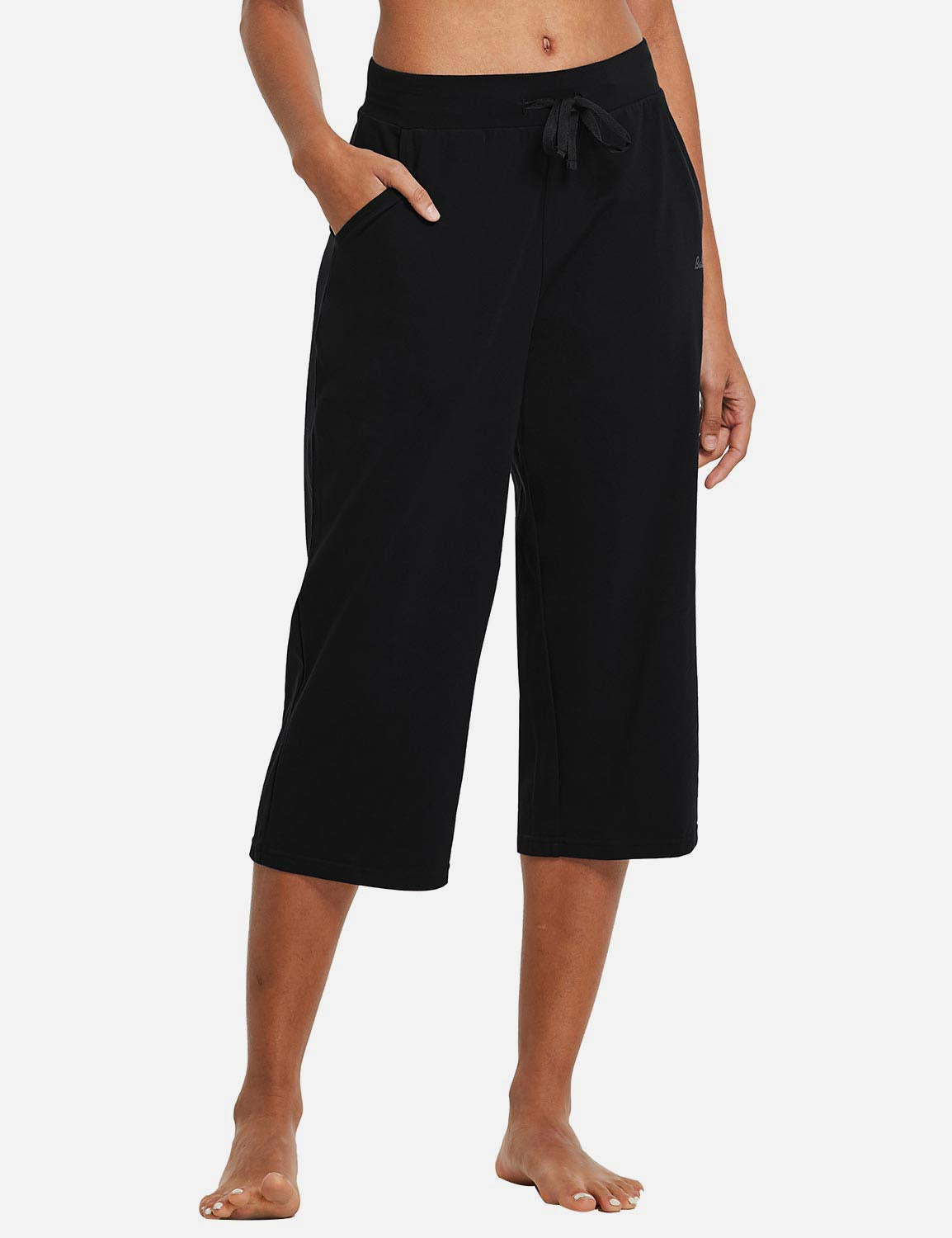 BALEAF Women's 17 Capri Yoga Pants Cotton Drawstring Workout Sweatpants  Summer Causal Lounge Pants with Pockets : : Clothing, Shoes 